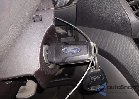 2020 Ford Transit Connect Xl z USA, uszkodzony, nr VIN NM0LS7E20L1445070